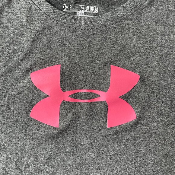 Dark Grey Under Armour YXL Tshirt with Pink Logo - Picture 3 of 7
